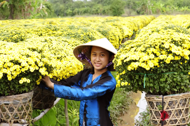 Sa_Dec_Flower_Gardens_in_Mekong_delta_Vietnam_02.jpg