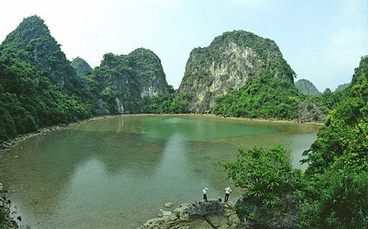 The-beauty-of-Halong-Bay-in-Vietnam_06