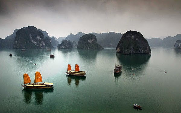 The-beauty-of-Halong-Bay-in-Vietnam_18