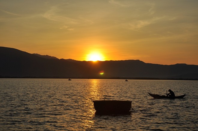 Stunning photos of sunrise in Vietnam