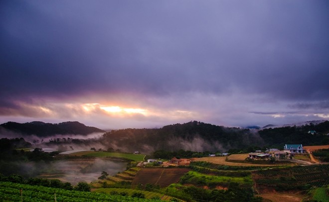 Stunning photos of sunrise in Vietnam