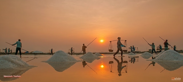 The-Salt-Fields_Near_Nha-Trang-Beach-city-Vietnam-16