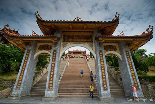 Beauty of Cai Bau Pagoda in Ha Long bay, Vietnam